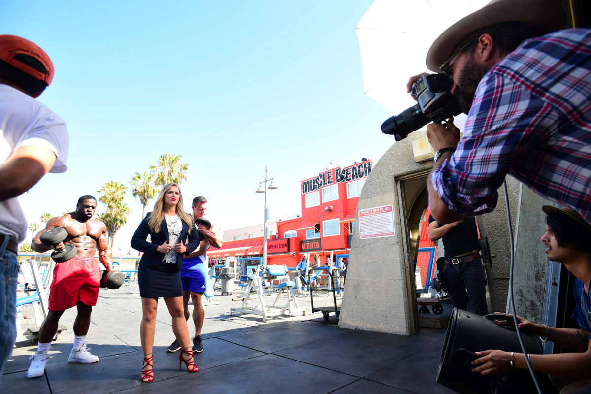 Ronda-Rousey-X159538_TK1_00295.jpg